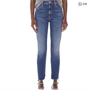 MOTHER Jeans The Stunner Two Step Fray 24